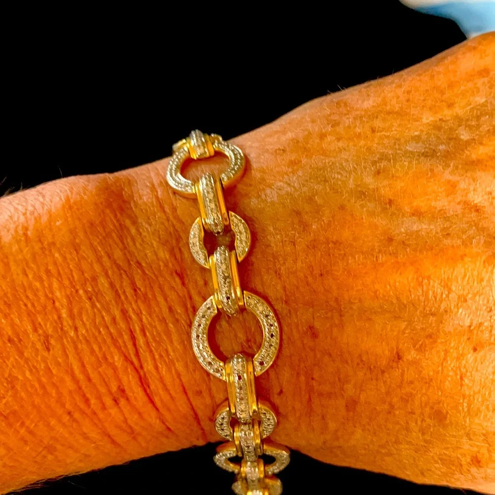 Circle Diamond illusion bracelet gold 925 Sterling Silver safety closure 7.5” - Picture 7 of 7